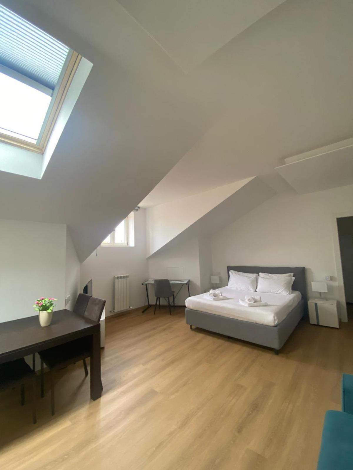 Apartment Palazzo Venezian 5