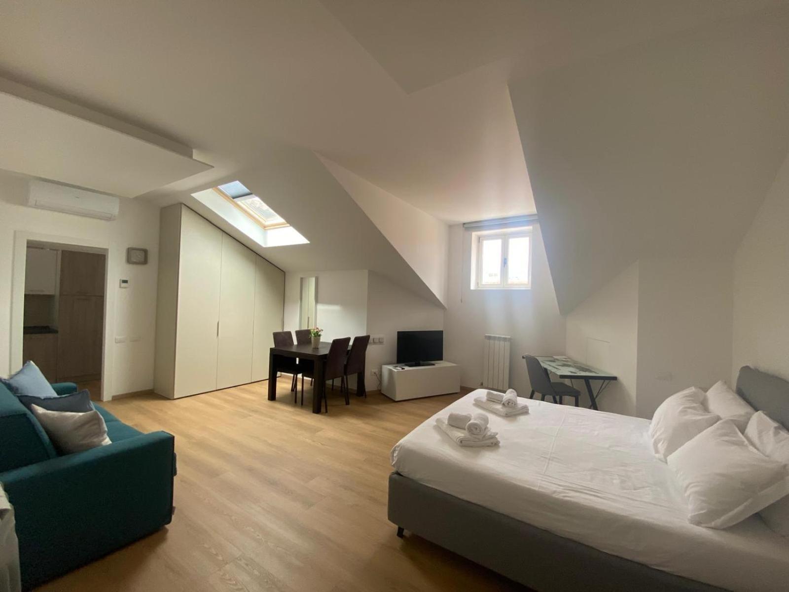 Apartment Palazzo Venezian 5 Trieste