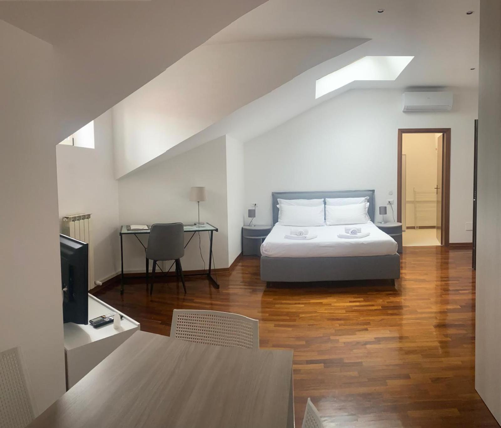Apartment Palazzo Venezian 5 Trieste